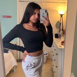 FINAL SALE PACSUN cropped black long sleeve shirt